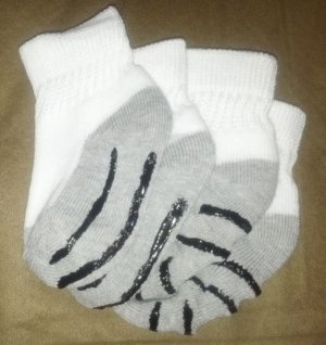 diy non-skid baby socks