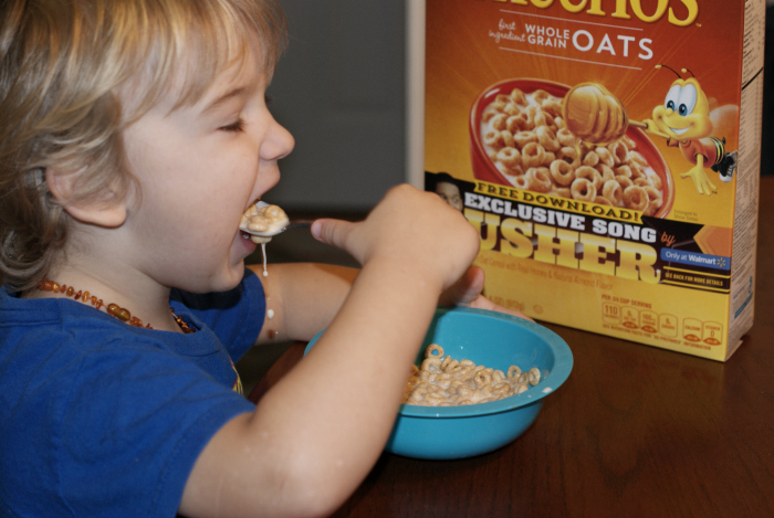 Exclusive Usher Song with Honey Nut Cheerios & Walmart 