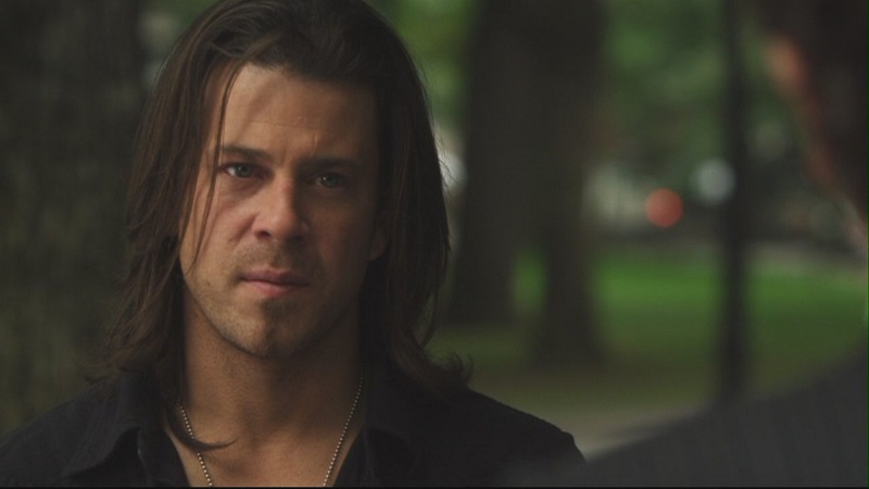 6 Reasons you should watch Leverage on Netflix | #StreamTeam