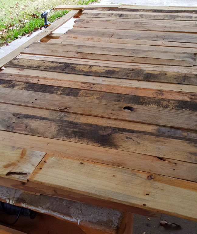 DIY Pallet Wood Headboard