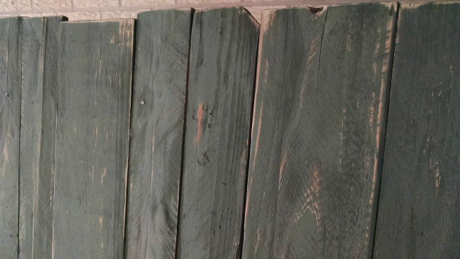 DIY Pallet Wood Headboard