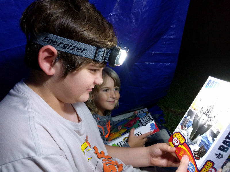 Geeked Out Backyard Camping with Energizer | #PoweringSummer